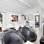 5 Star In Holiday home *